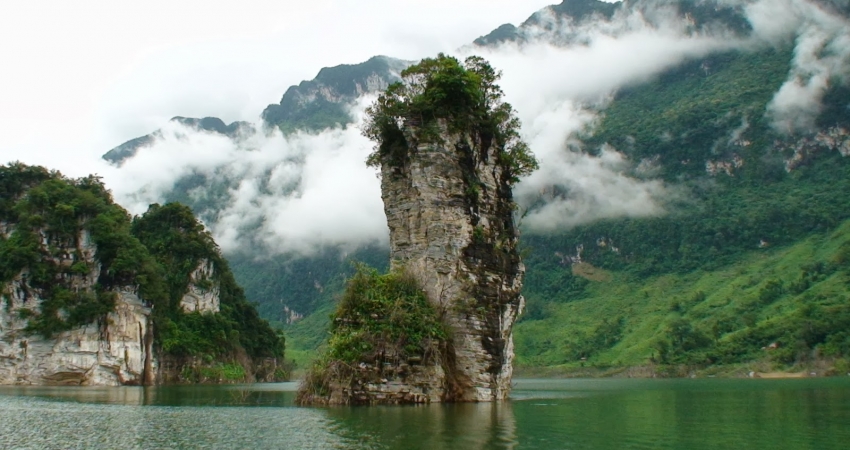 images_destinations_tuyen quang_na hang_na hang 1w850h450